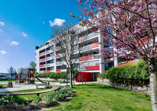 LUXUSNÝ 4i PENTHOUSE S ÚCHVATNOU TERASOU, panoramatickými výhľadmi a parkovaním