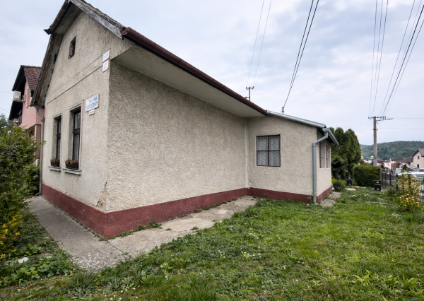 Na predaj 2-izbový rodinný dom v meste Trenčín - Kubrá
