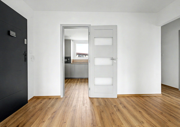 Na predaj prerobený 3-izbový byt s loggiou, Martin-Košúty II