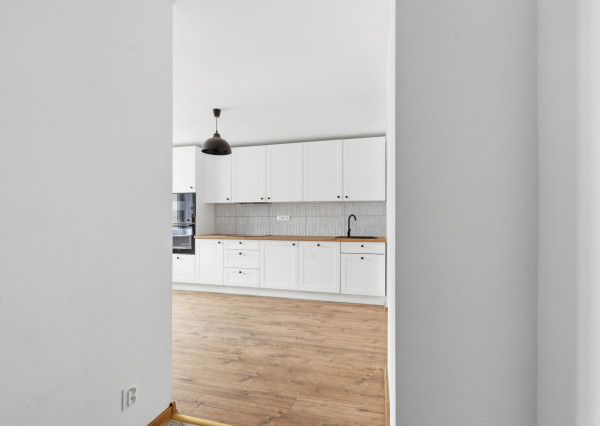 Na prenájom kompletne prerobený 2-izbový byt v Poprade