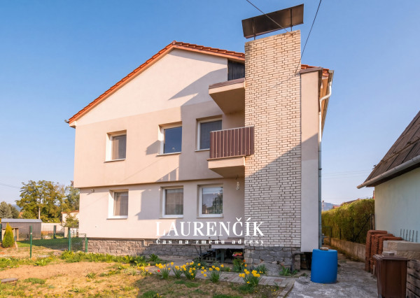 NA PREDAJ | DVOJGENERAČNÝ RODINNÝ DOM NITRIANSKE PRAVNO