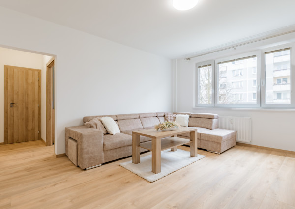 Na prenájom nový a zariadený 2-izbový byt v Žiline