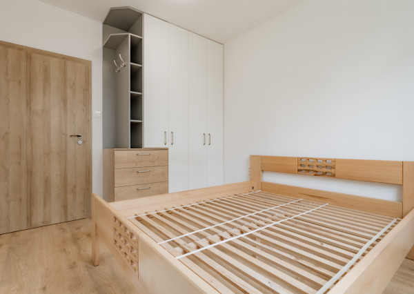 Na prenájom nový a zariadený 2-izbový byt v Žiline