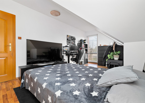 Na predaj 6-izbový rodinný dom s krásnou záhradou v Šamoríne