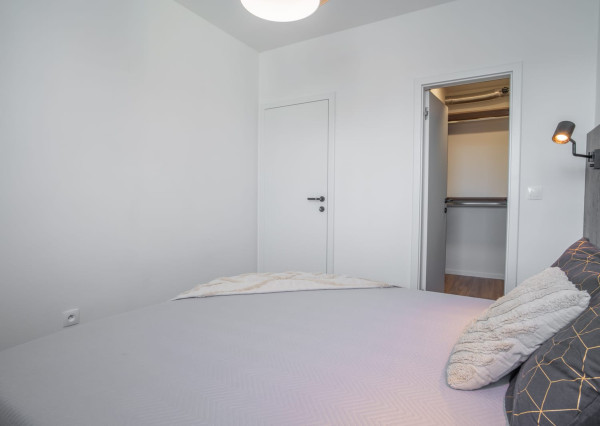 Na prenájom štýlový 2-izbový byt  vo vyhľadávanej lokalite Starého mesta