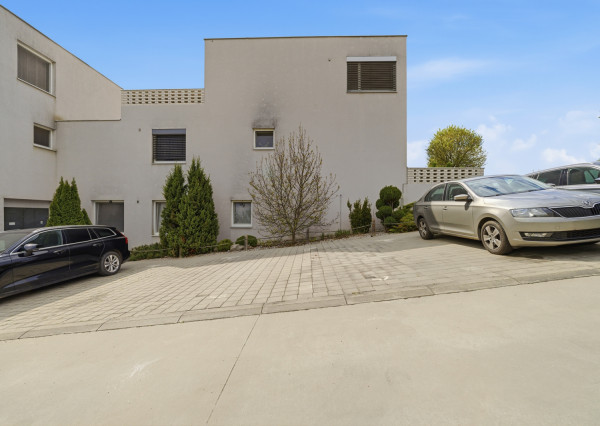 Na predaj 4-izbový byt v Stupave