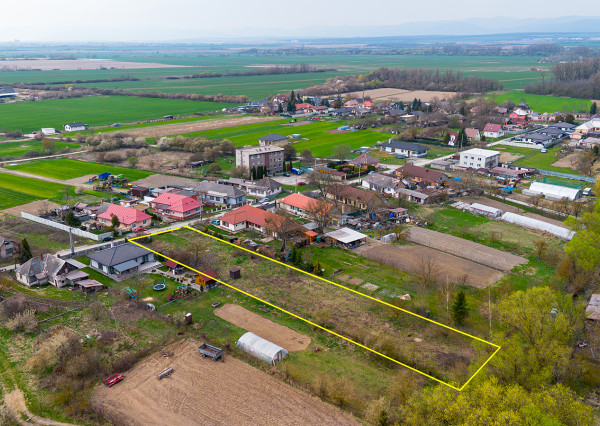 Na predaj veľkorysý stavebný pozemok v obci Gomboš