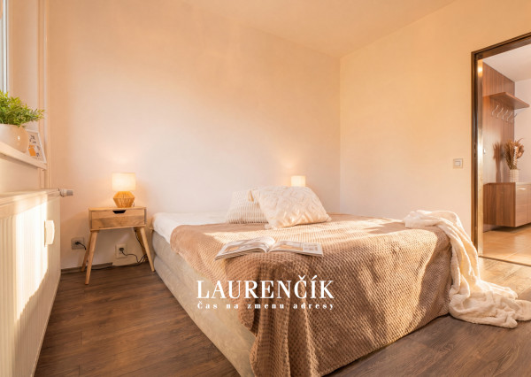 NA PREDAJ | PRIESTRANNÝ  3 -IZBOVÝ BYT NA SIHOTI V TRENČÍNE