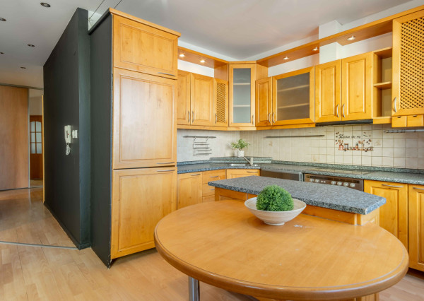 Na predaj veľkorysý 2-izbový byt v Poprade