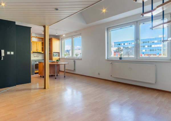 Na predaj veľkorysý 2-izbový byt v Poprade