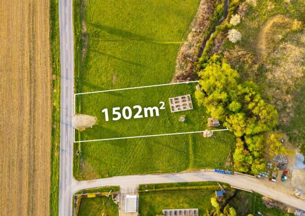 Na predaj pozemok v perspektívnej lokalite Dolného Kalníka