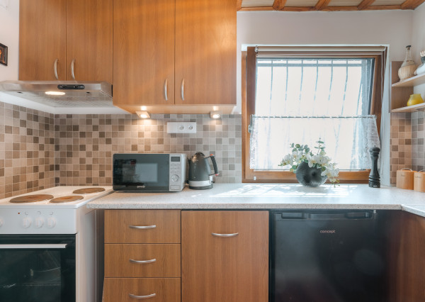 Na predaj chatka s celoročným bývaním v Považskom Chlmci