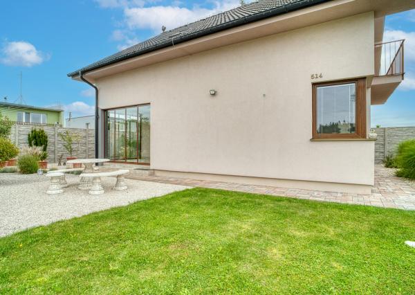 Na predaj rodinný dom s investičným potenciálom v Kostolišti