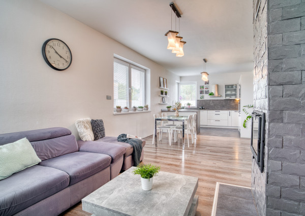 Na predaj rodinný dom s investičným potenciálom v Kostolišti