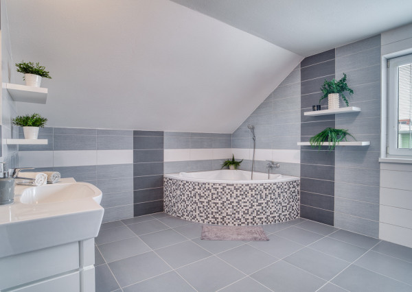 Na predaj rodinný dom s investičným potenciálom v Kostolišti