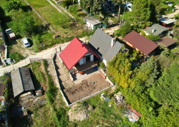 Na predaj chata s panoramatickým výhľadom na Bratislavu
