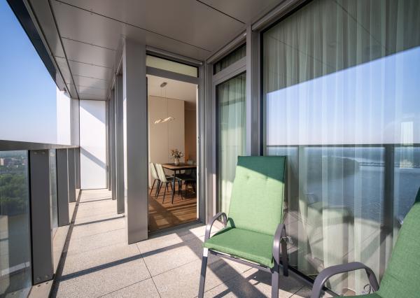 Na prenájom 2-izbový byt so šatníkom, Bratislava – Eurovea Tower
