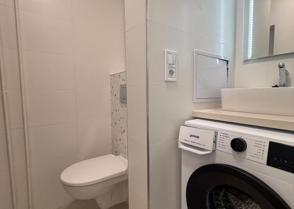 Na prenájom zariadená garsónka v centre Trenčína