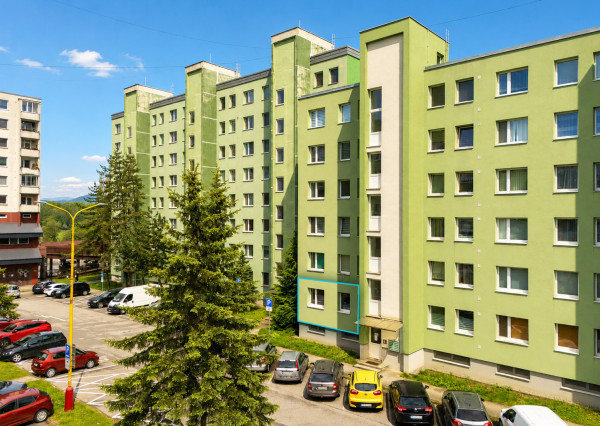 Na predaj priestranný 3-izbový byt v Martine - Zaturčie