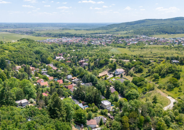 Na predaj 5-izbový dom pod lesom so záhradou v Limbachu