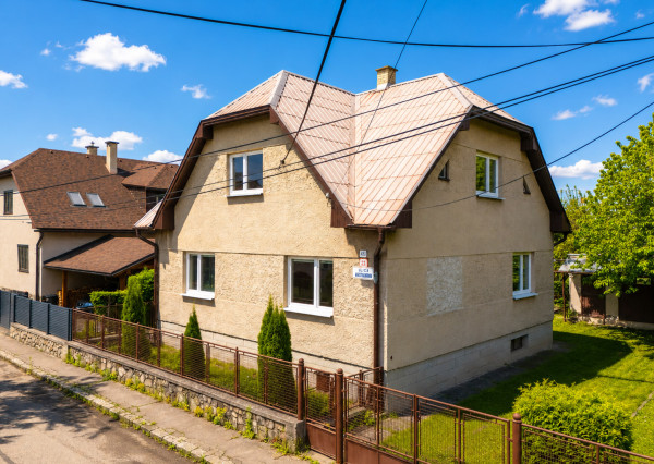 Na predaj 5- izbový rodinný dom v širšom centre Martina