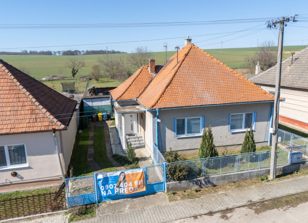 Na predaj rodinný dom v tichej uličke v obci Šurianky