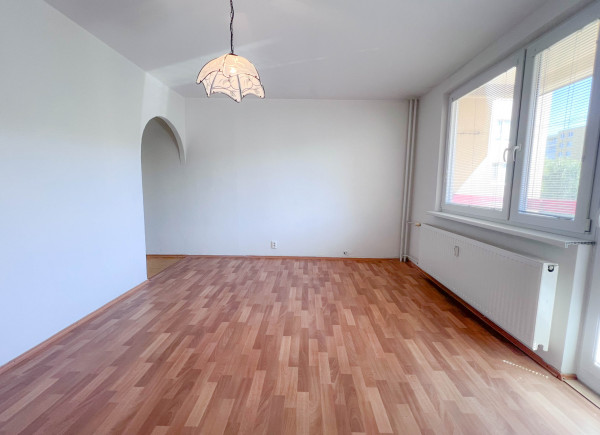 Na predaj 2-izbový byt s balkónom v Trenčíne - Juh I