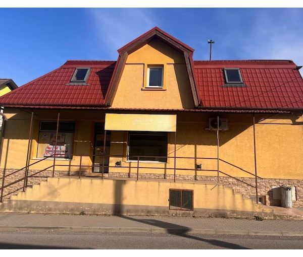 Na predaj budova na podnikateľský účel v Omšení - Trenčianske Teplice
