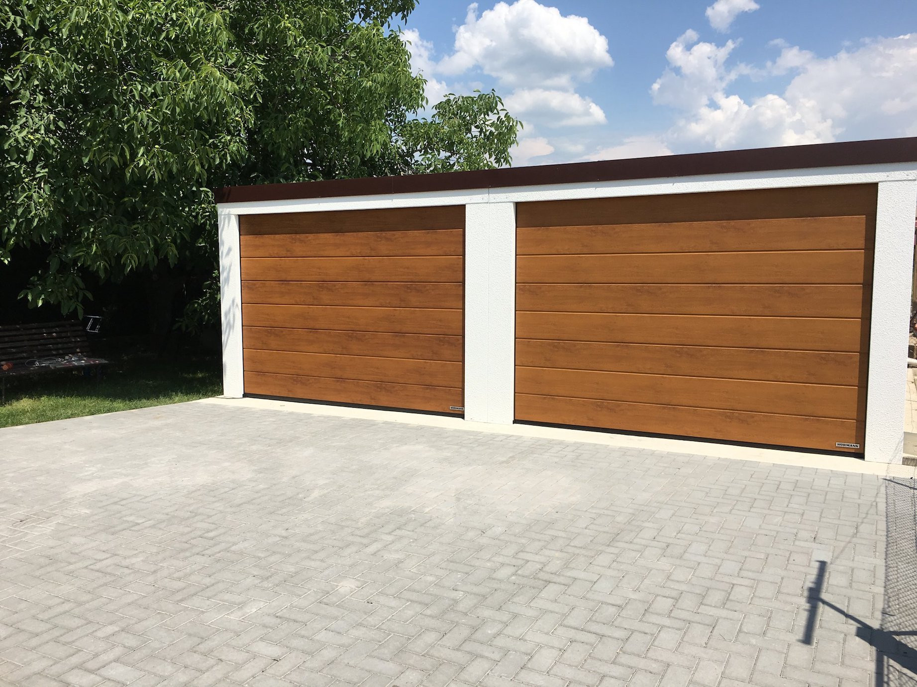 Predám vonkajšie parkovacie miesta na Bezručovej ulici