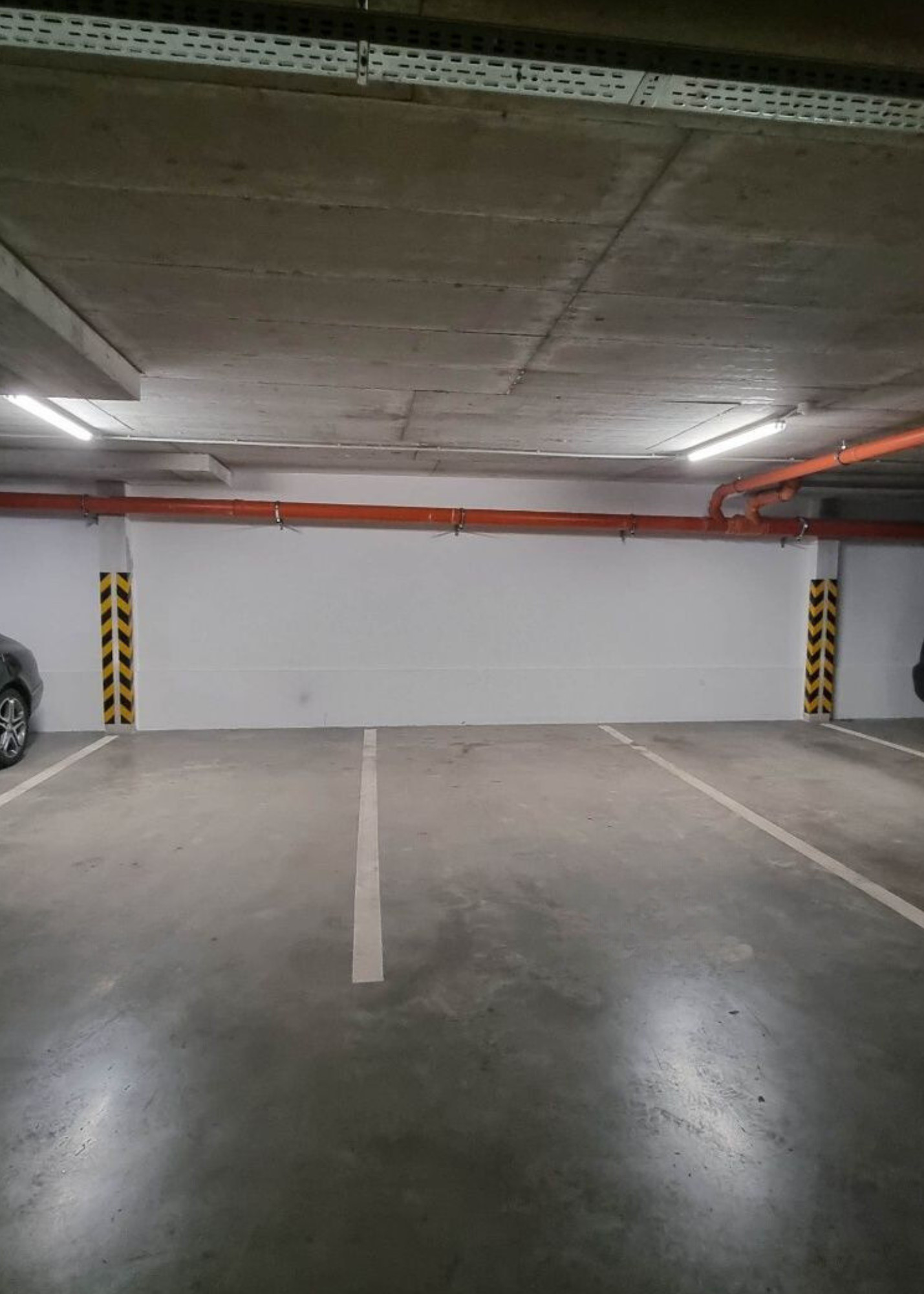 Na predaj garážové parkovacie státie v centre Malaciek