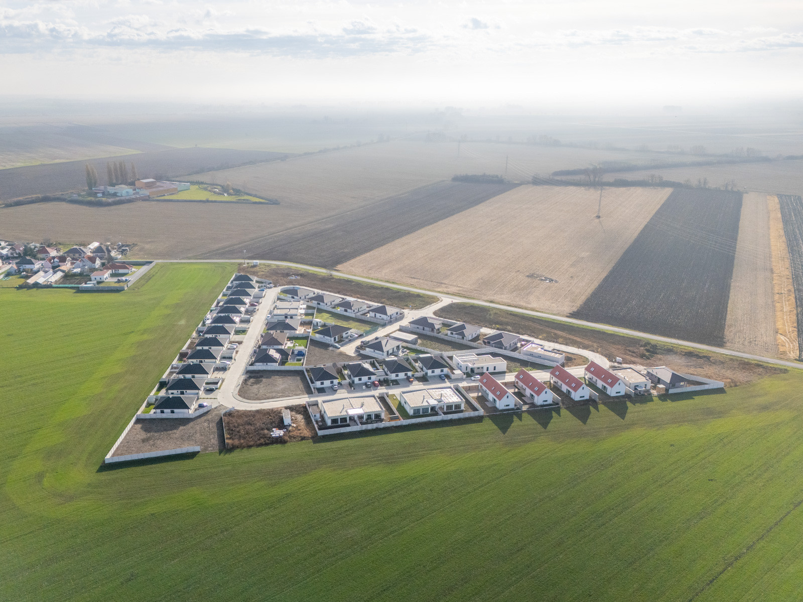 Na predaj lukratívne pozemky v novovybudovanej časti obce Topoľnica