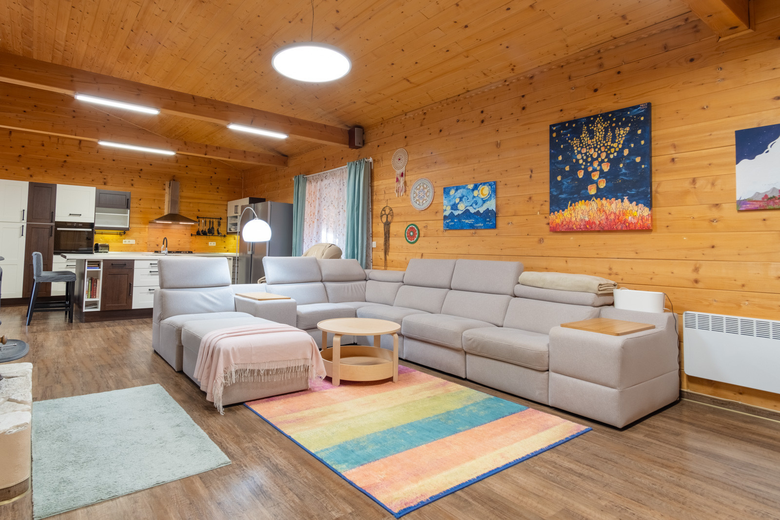 Na predaj jedinečné rodinné sídlo s kúpacím jazierkom a výhľadom na Vysoké Tatry