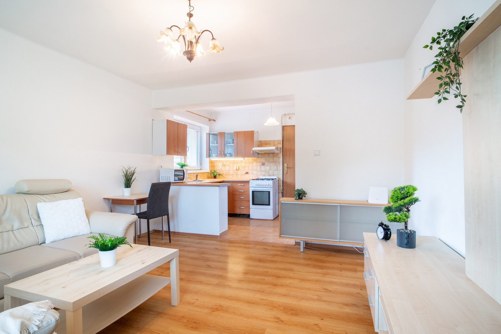 Na prenájom pekný 2-izbový byt v obci Lozorno