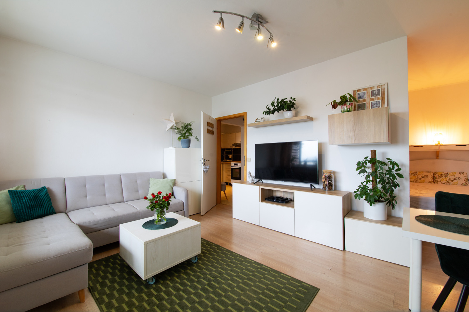 REZERVOVANÉ: Na predaj 2-izbový byt s krásnym výhľadom v Trenčíne