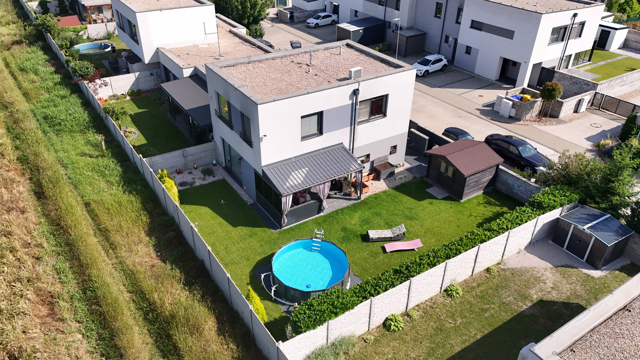 REZERVOVANÉ:Na predaj rodinný dom s terasou v Dunajskej Lužnej