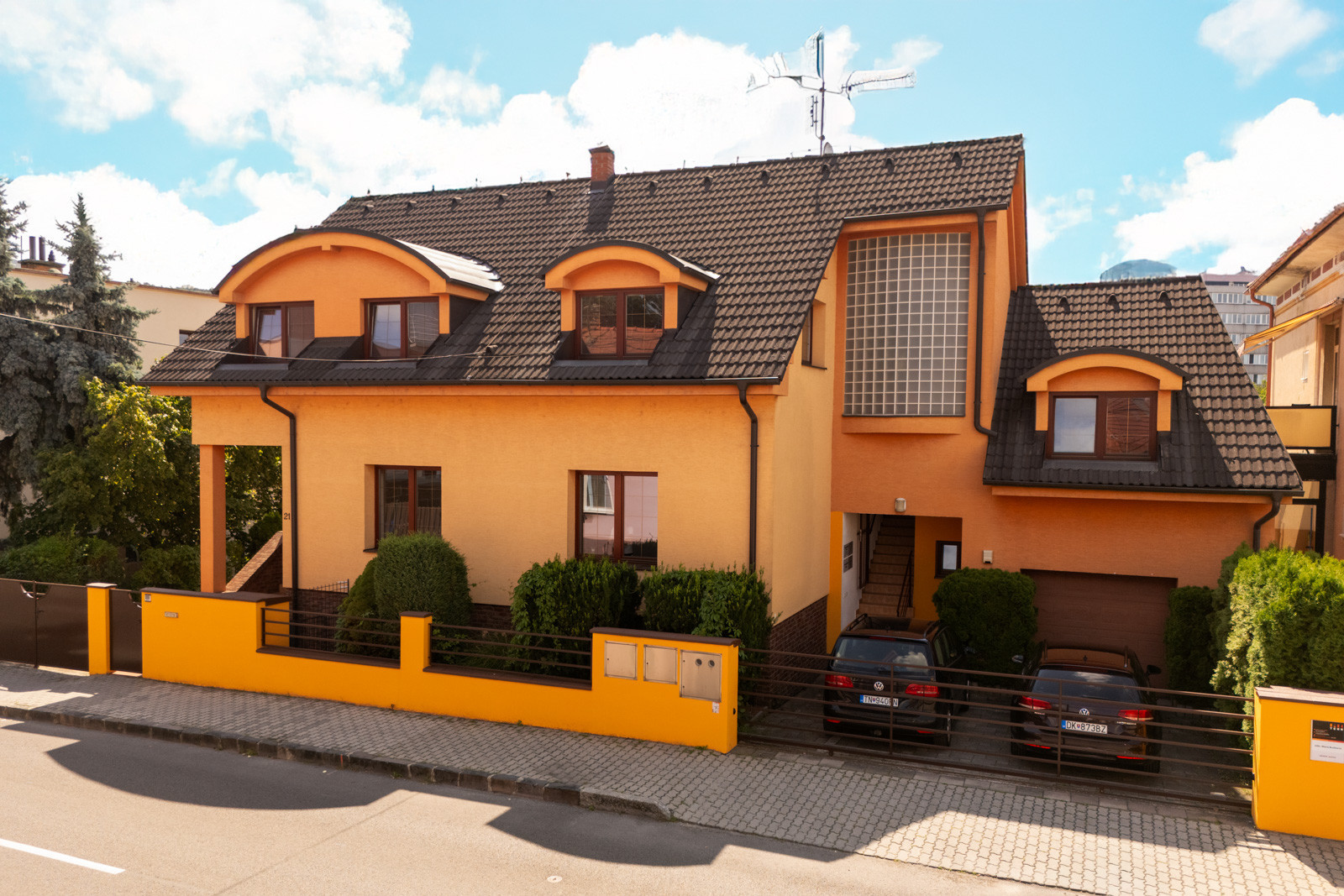 Na predaj rodinný dom s pozemkom a investičným potenciálom v Trenčíne