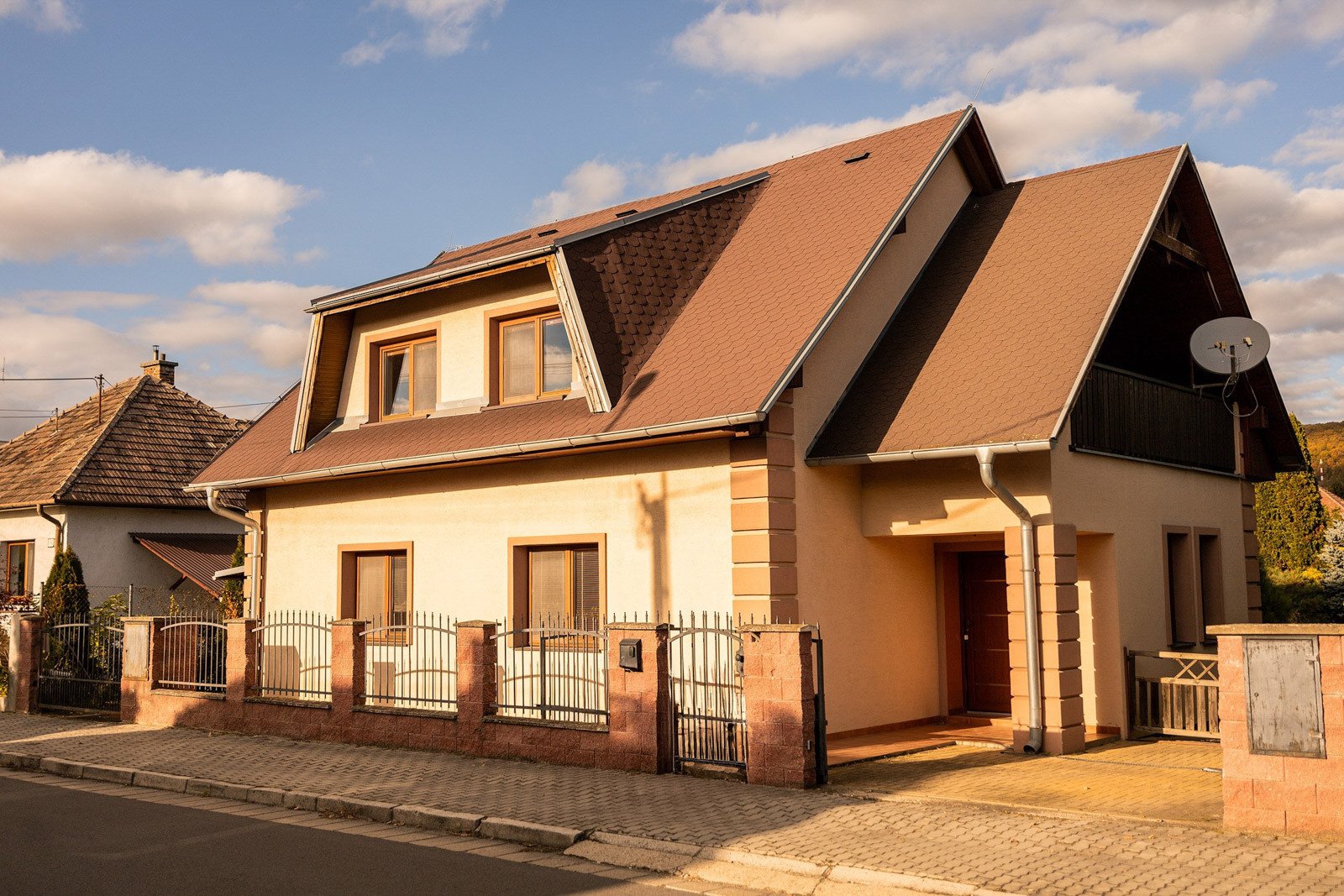 Na prenájom štýlový 4-izbový rodinný dom v Trenčíne