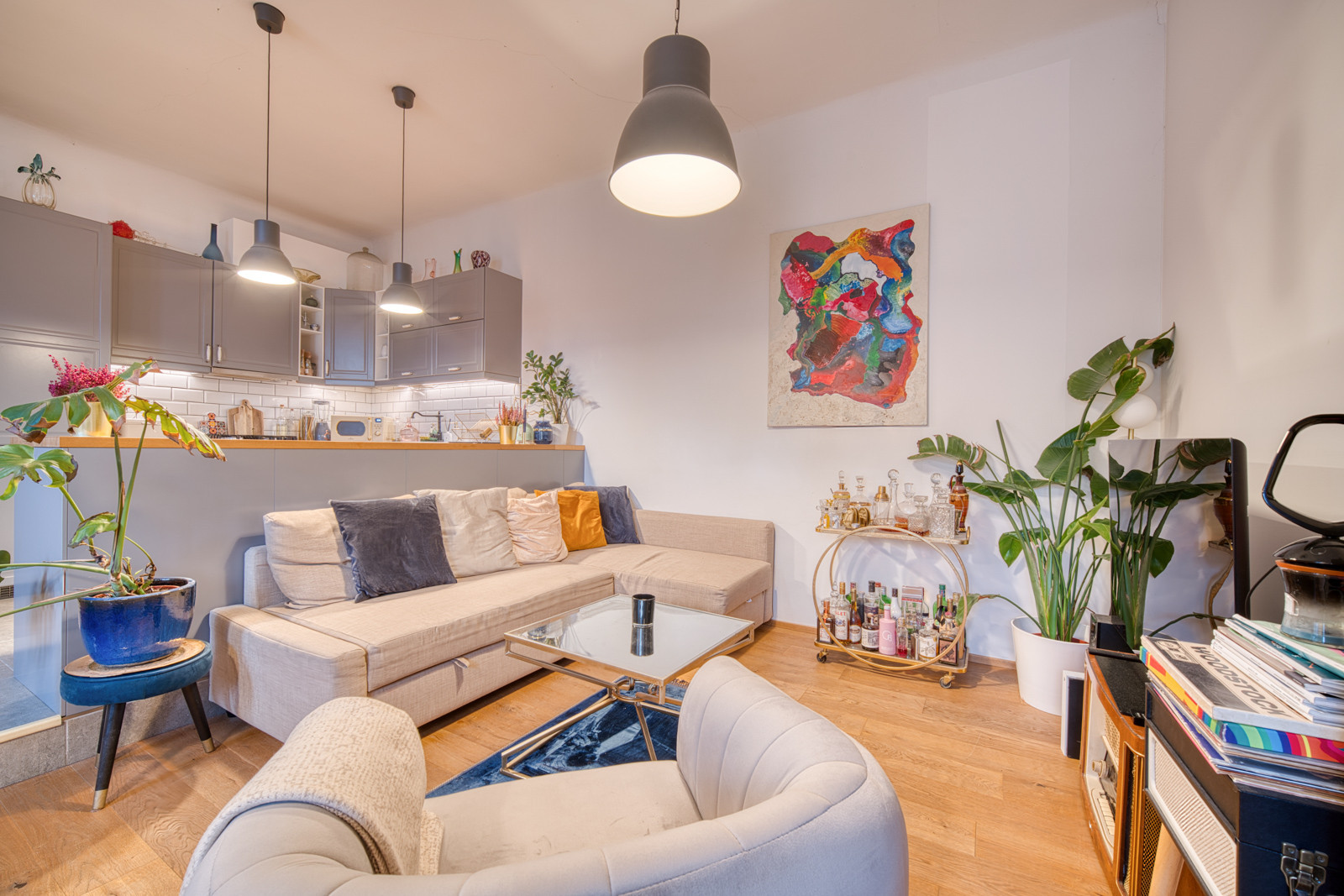 Na prenájom štýlový 2,5-izbový byt na Palisádach v Bratislave