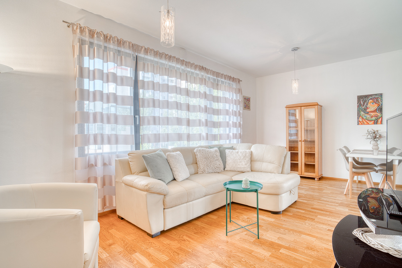 Na prenájom neštandardný 3-izbový byt Bratislava-Líščie Nivy