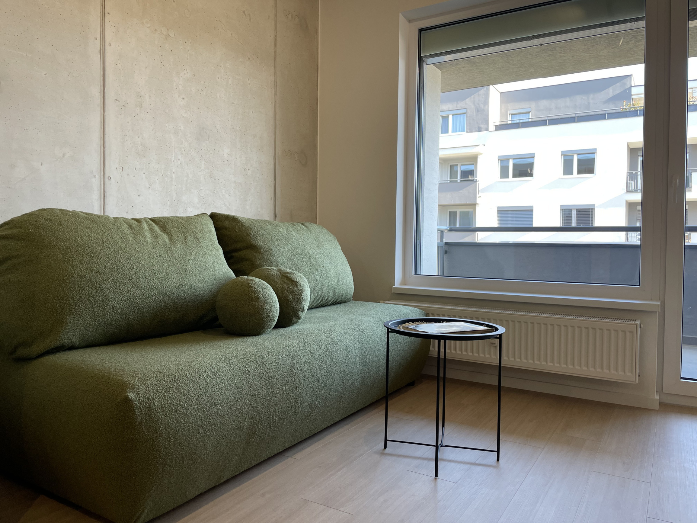 Na prenájom 1-izbový byt v Trenčíne na ulici Halalovka