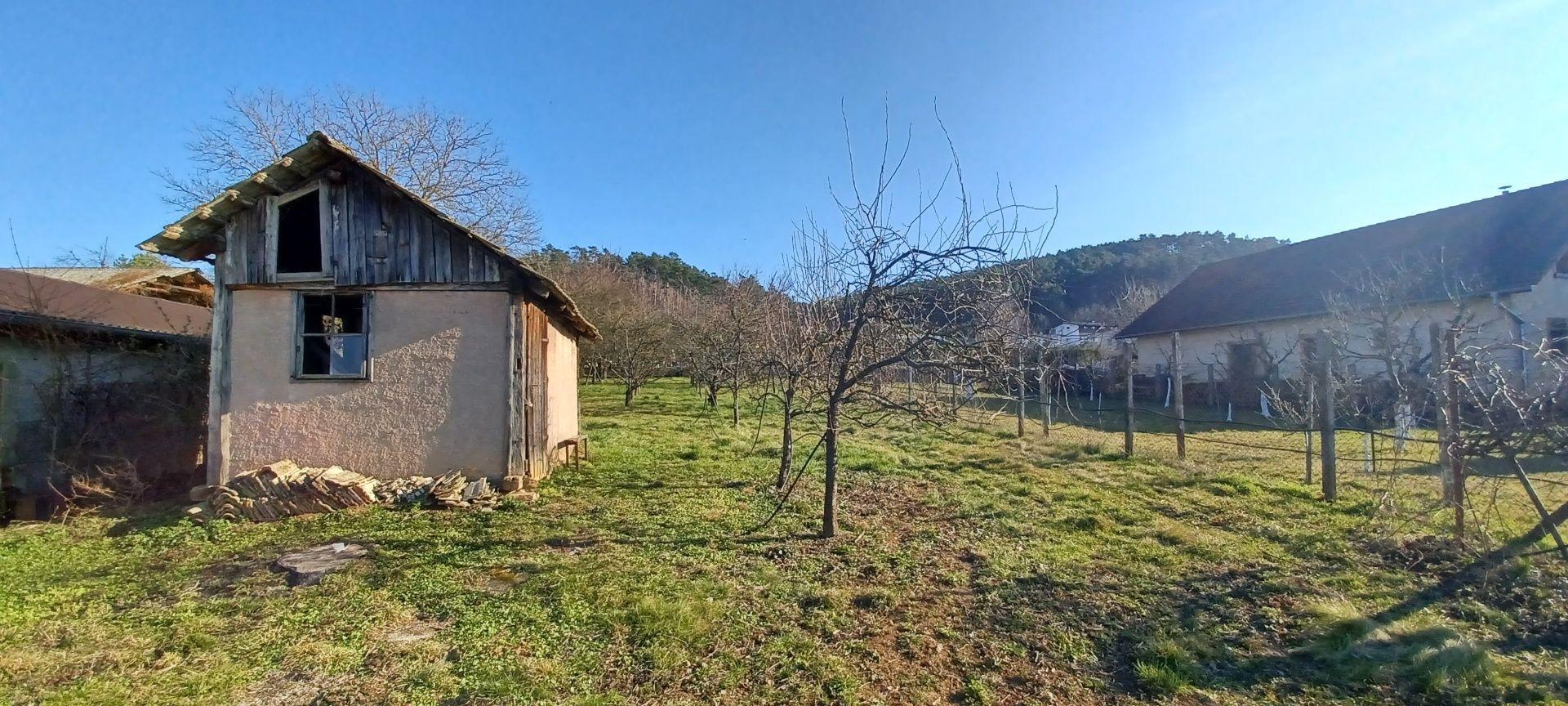 SUPER CENA - Stavebný pozemok  1213 m2 obec BRODZANY