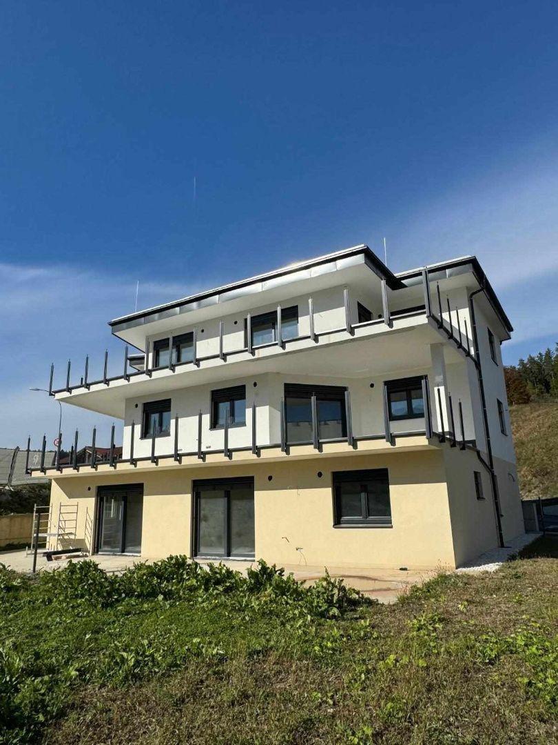 Exkluzívne v ponuke  6 luxusných apartmánov v najkrajšej lokalite Korutánska, v oblasti Villach