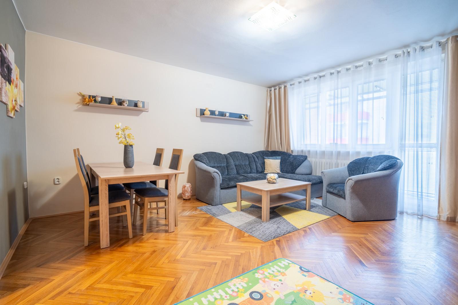 Na prenájom 3-izbový byt s garážou v Nitre - Čermáň