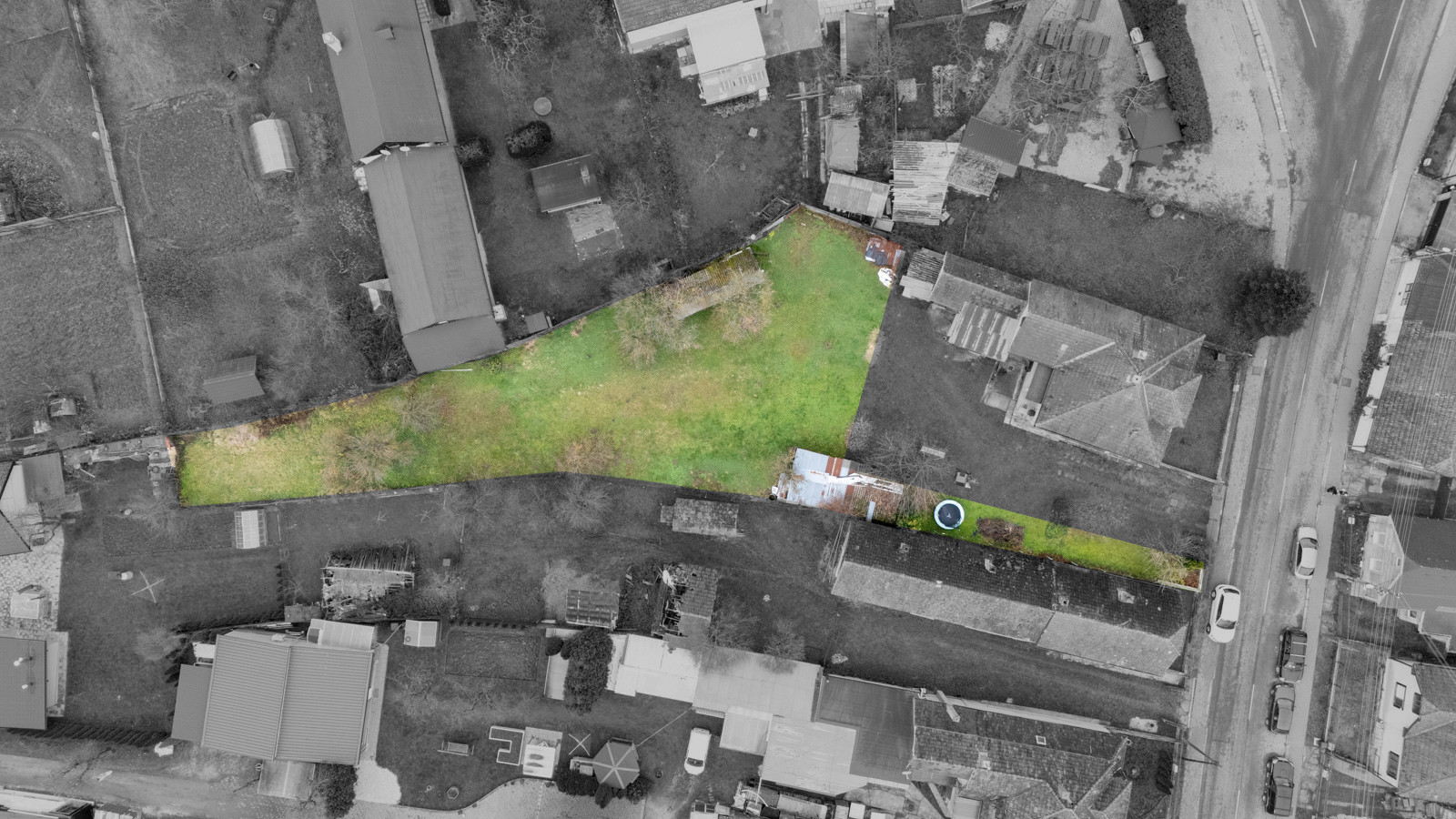 Na predaj pozemok v obci Uhrovec