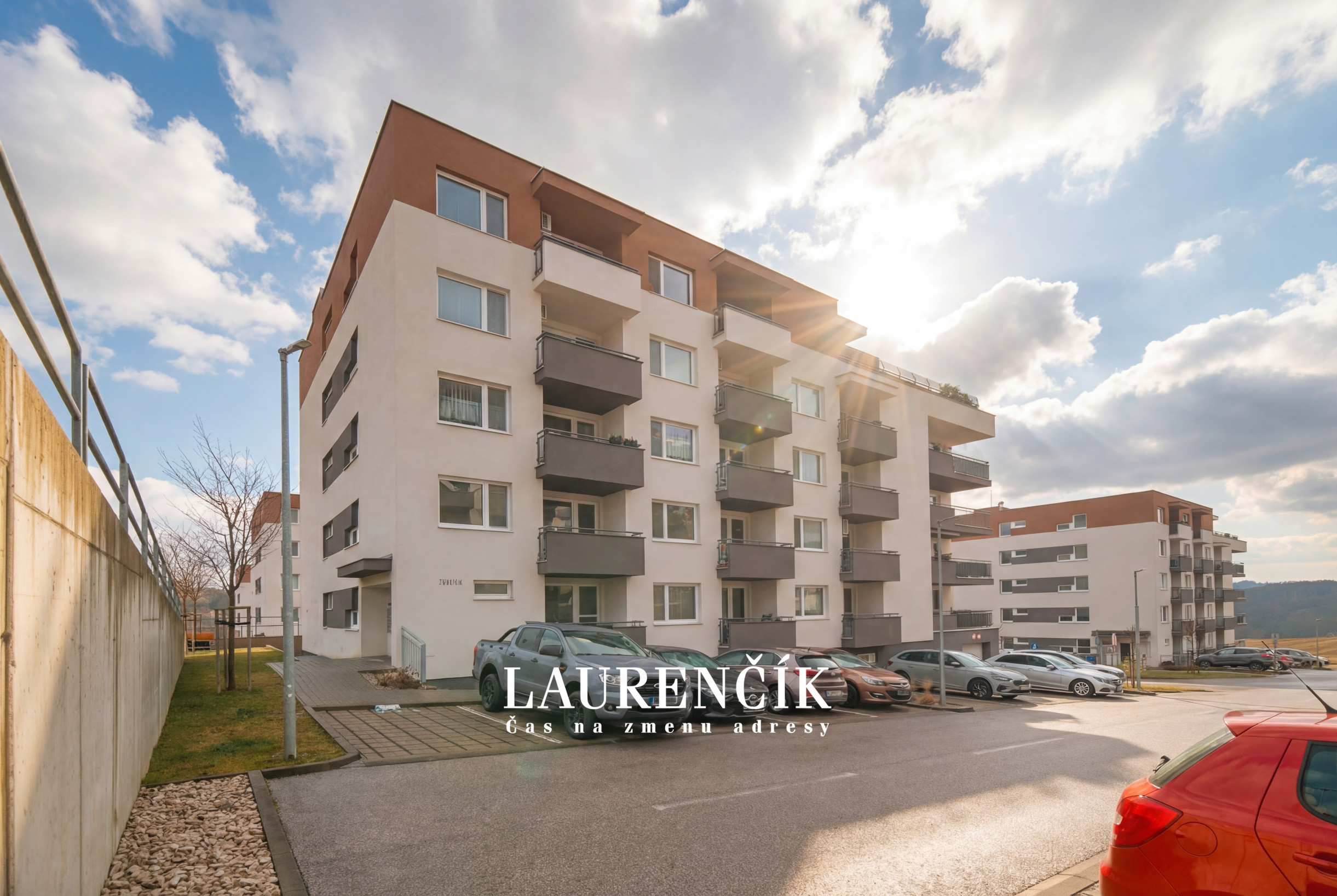 NA PREDAJ | Moderný 3-izbový byt v novostavbe s vlastným parkovaním