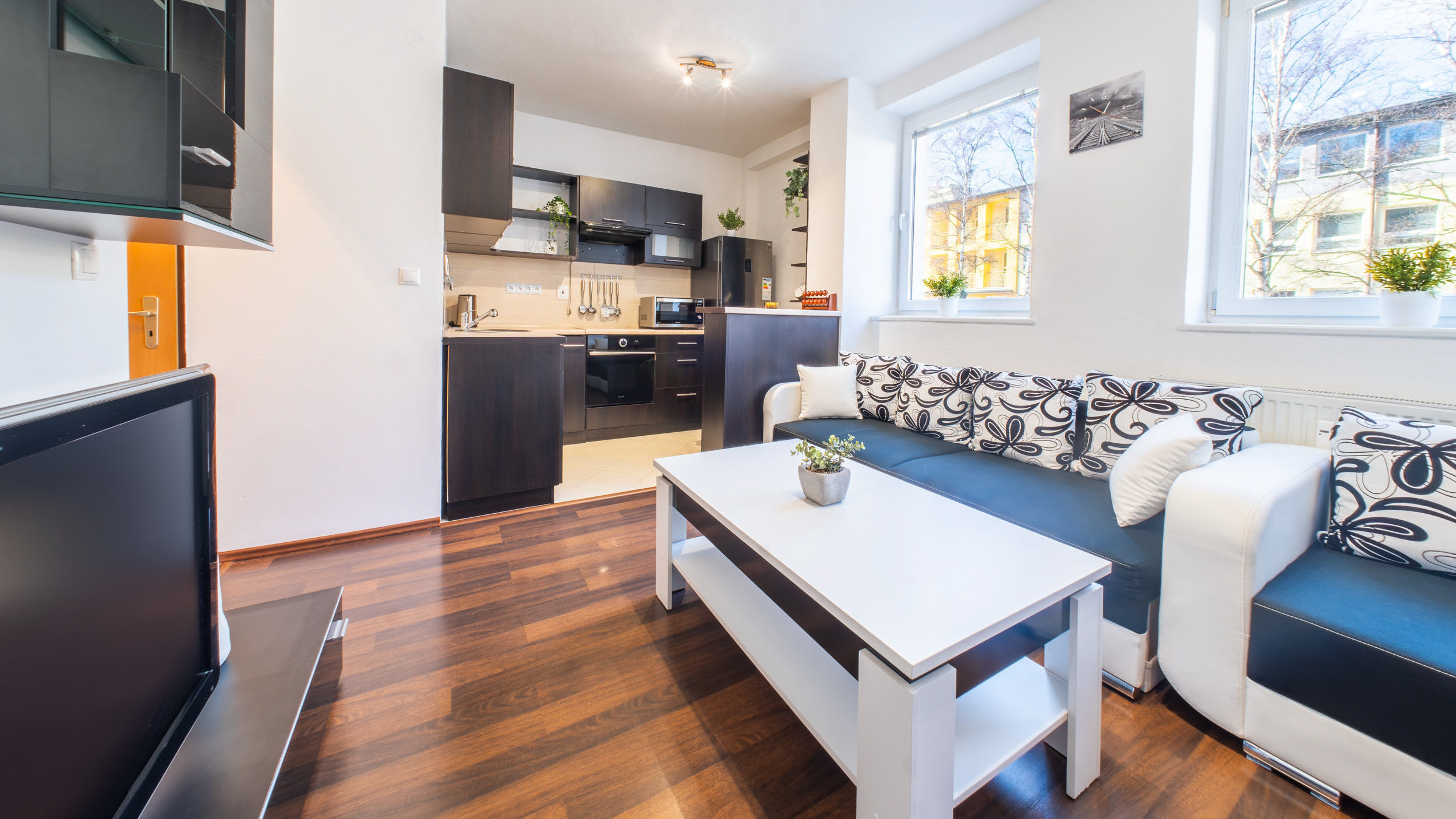 Na prenájom zariadený 2-izbový byt s parkovaním v Poprade