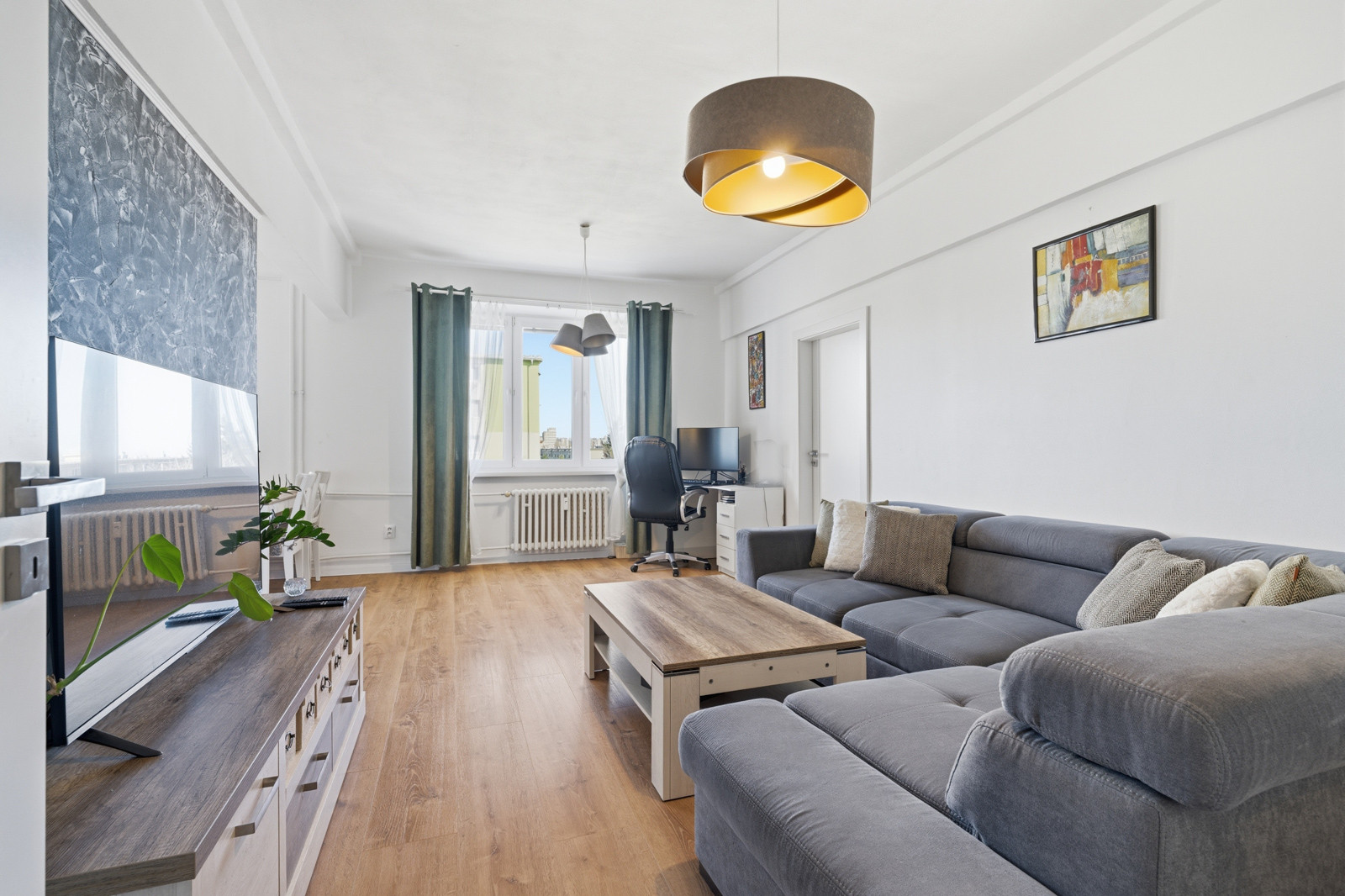 Na prenájom 3-izbový byt s balkónom v Rači