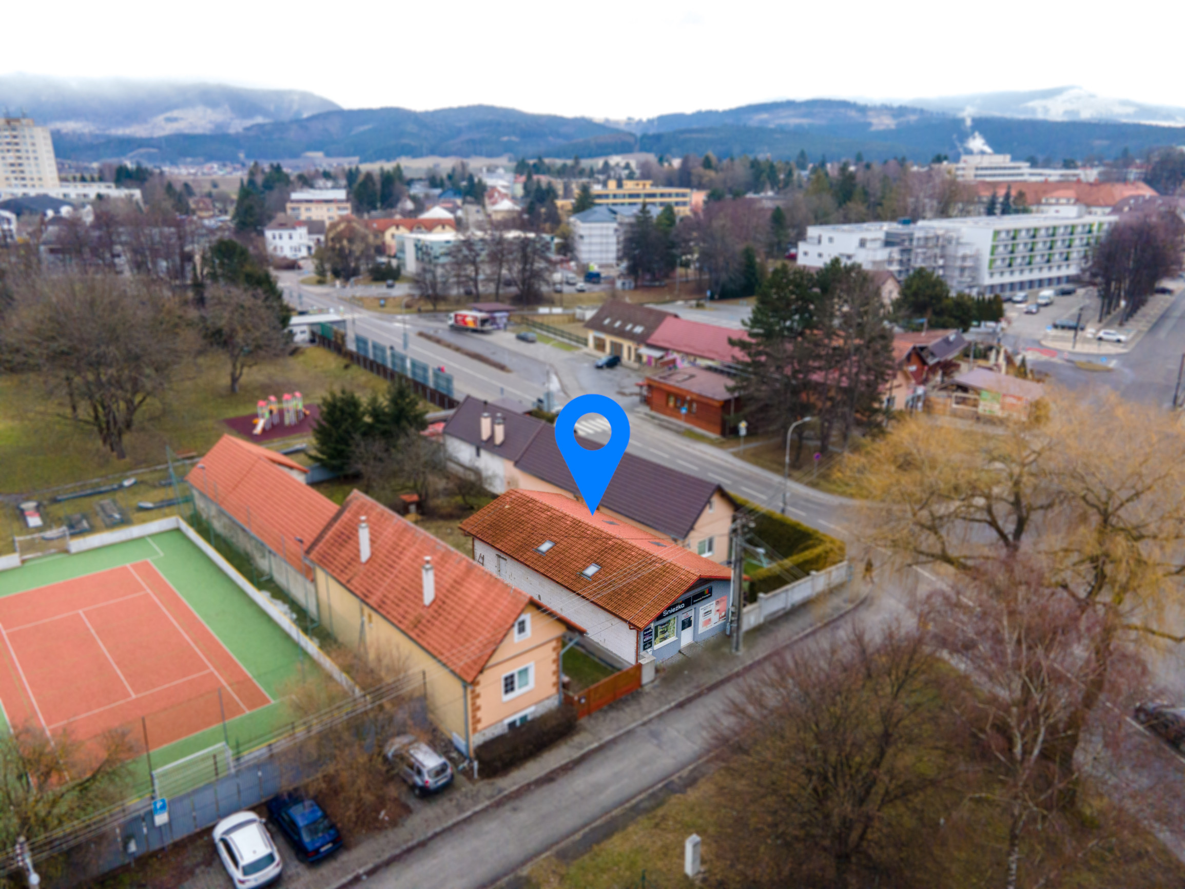 Na predaj polyfunkčný objekt s potenciálom na ubytovanie v srdci Turčianskych Teplíc