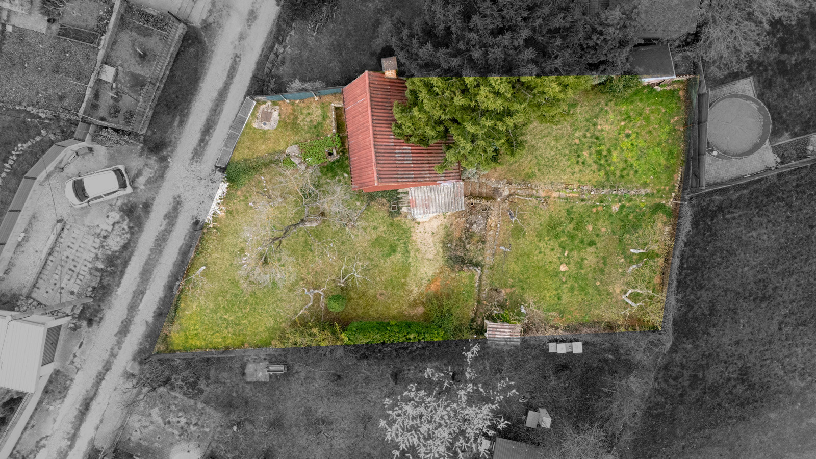 Na predaj záhrada s chatkou v obci Dolné Štitáre