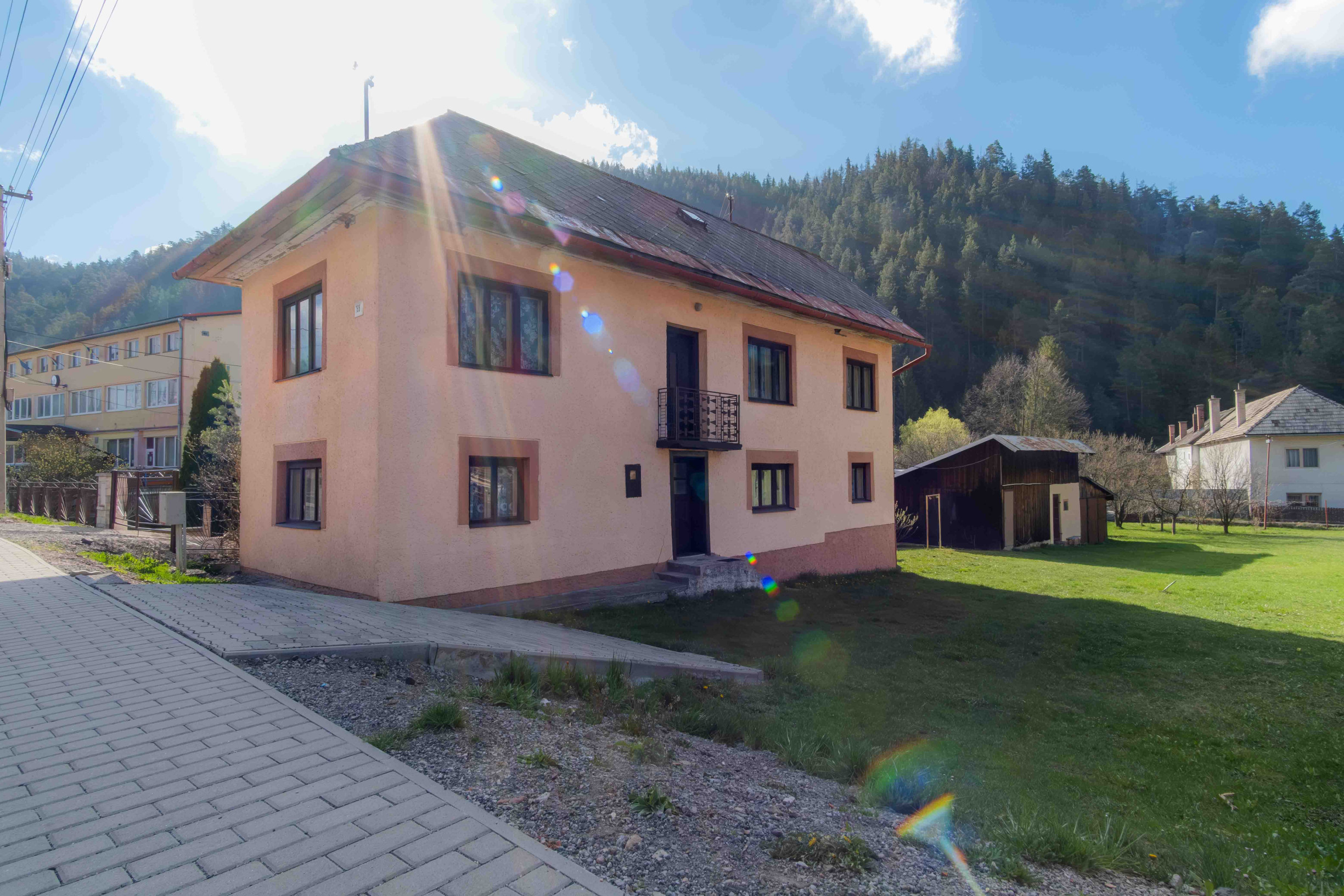 Na predaj zariadený rodinný dom v obci Vernár